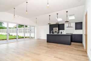 Photo 13- click for photo gallery